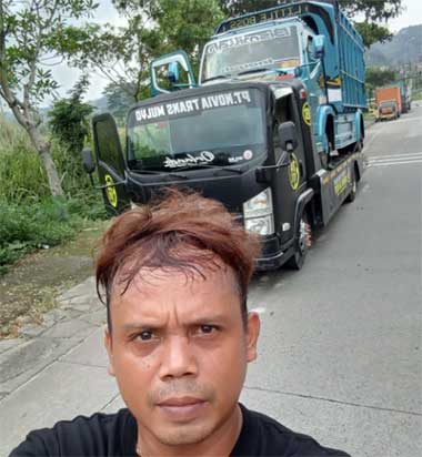 Derek Towing Sragen