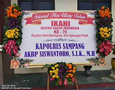 Toko Karangan Bunga Sampang